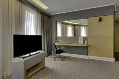 0-HotelRoom5