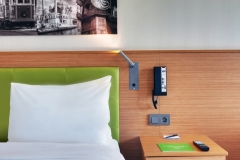 HotelRoom10