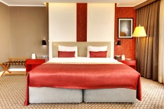 HotelRoom2
