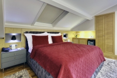 HotelRoom5