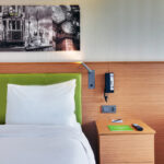 HotelRoom10