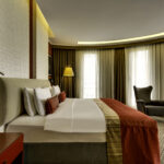 HotelRoom4