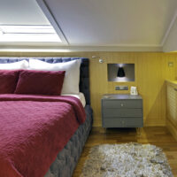 HotelRoom6